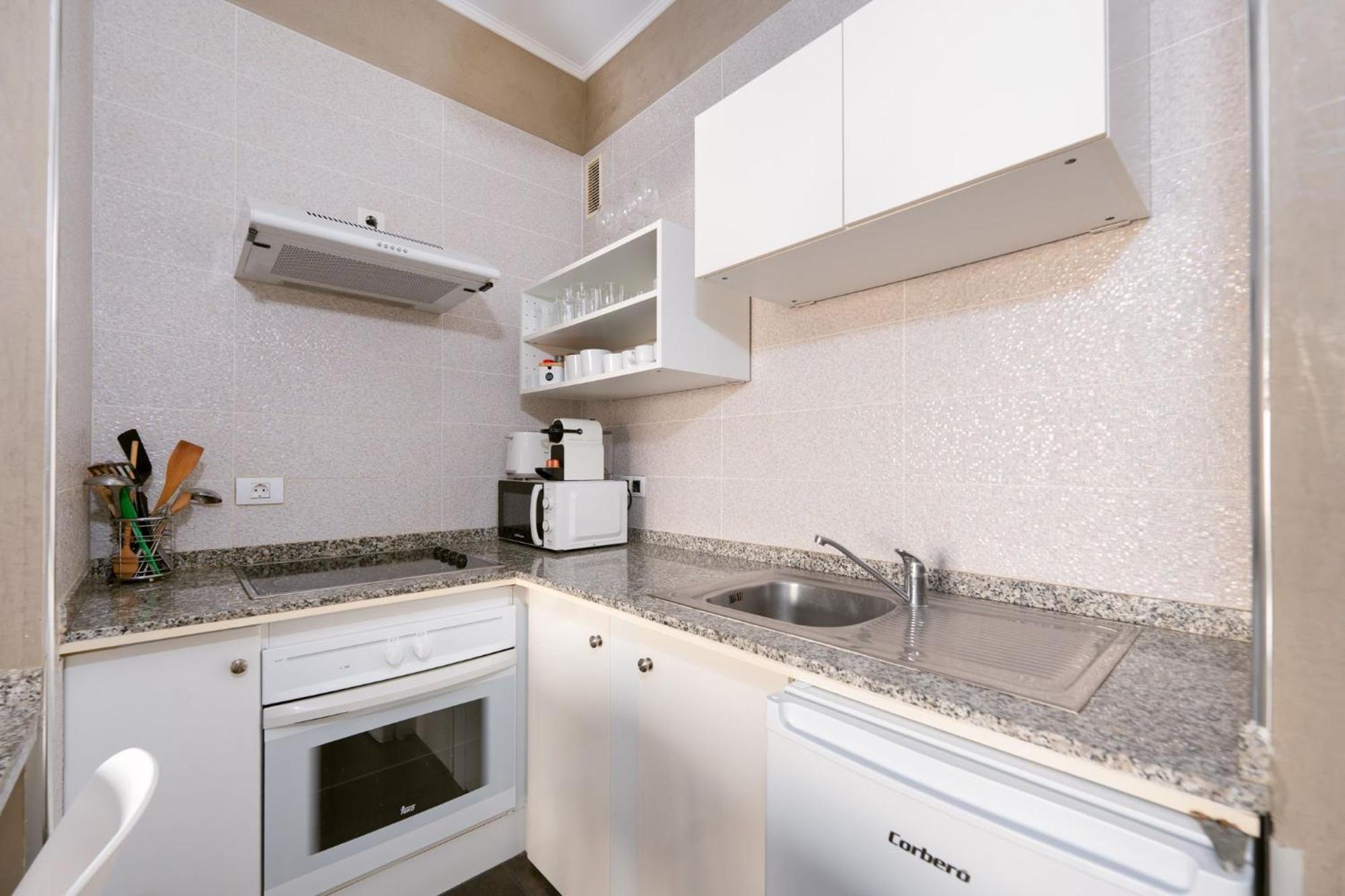 Apartment Clara Fanabe Адехе Екстериор снимка